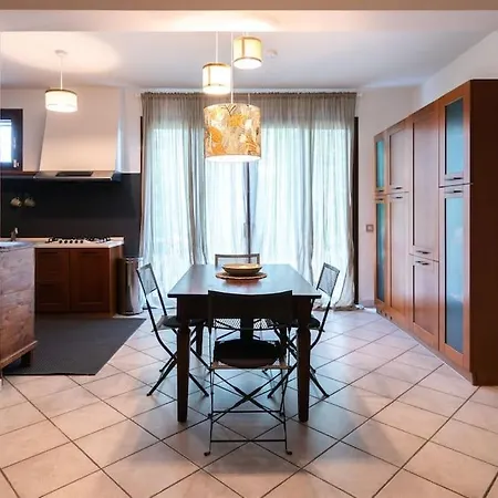 Casolara Apartments, & Glamping