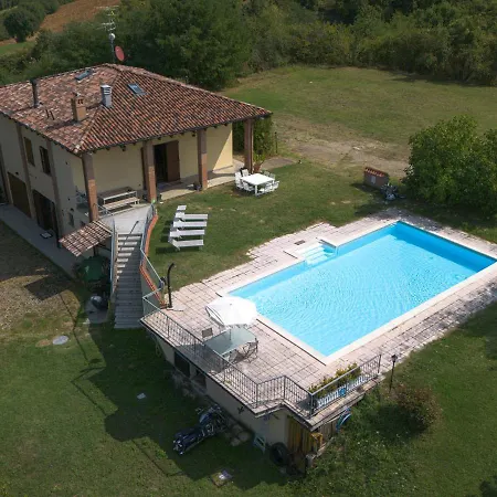 Apartment Casolara: Ospitalita Su Misura Castello di Serravalle