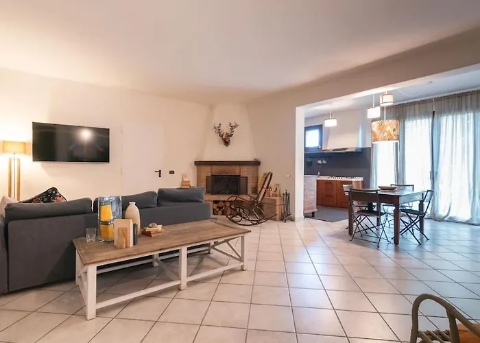 Casolara Apartments, & Glamping