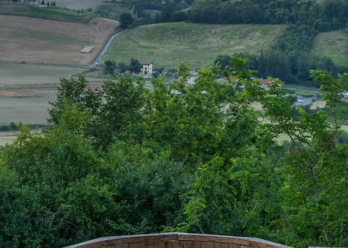 Casolara Apartments, & Glamping